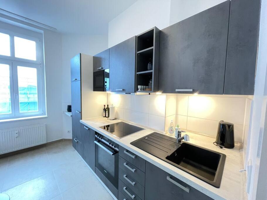 Lucky Stays Ls10 - Vollausstattung - Zentrum - Aufzug - Grosse Kueche - 2 Zimmer - Smart-Tv Magdeburg Eksteriør billede